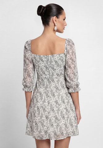 Robe d’été 'Festive' faina en blanc