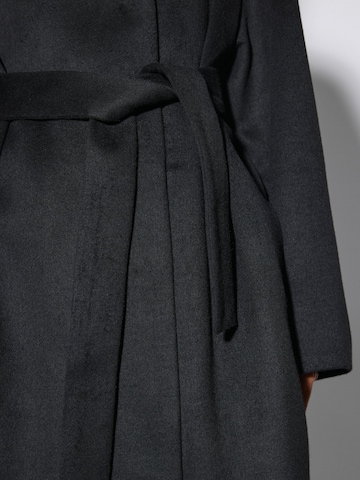 Manteau mi-saison '475' Estro en noir