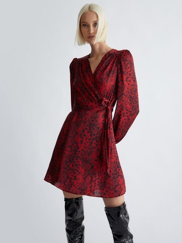 Liu Jo Shirt Dress in Red: front