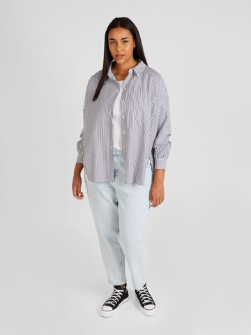 Fransa Curve - Blusa 'POPPA' en azul