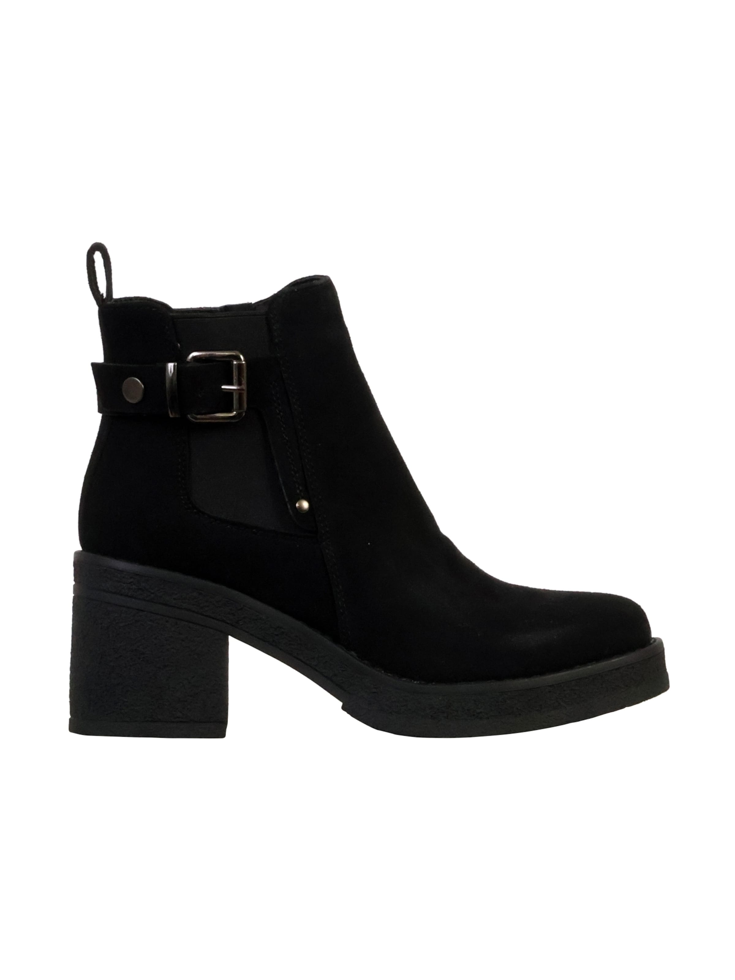 Ankle boots di The Divine Factory in nero