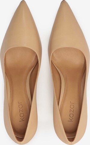 Kazar Pumps in Beige