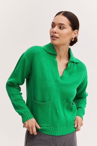 b.young Sweater 'OLIA' in Green: front