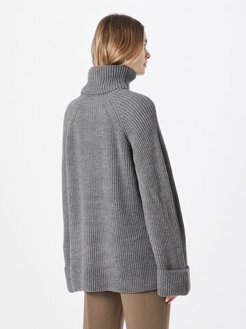 NA-KD Širok pulover | siva barva