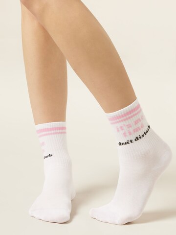 CALZEDONIA Socks 'Wellness' in White: front