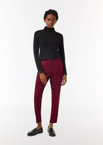 Regular Pantalon à plis COMMA en rouge
