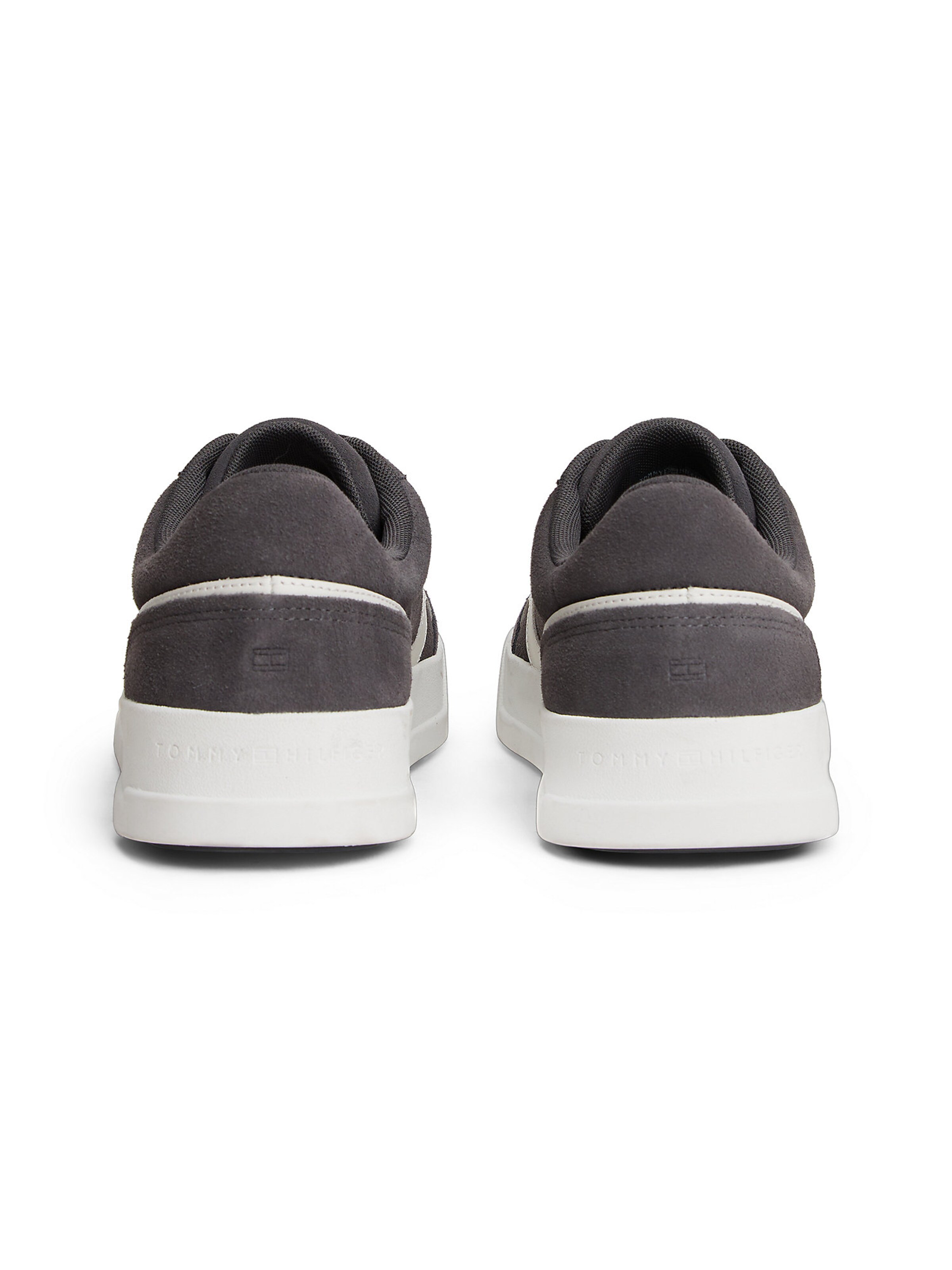 TOMMY HILFIGER Sneaker in Grau