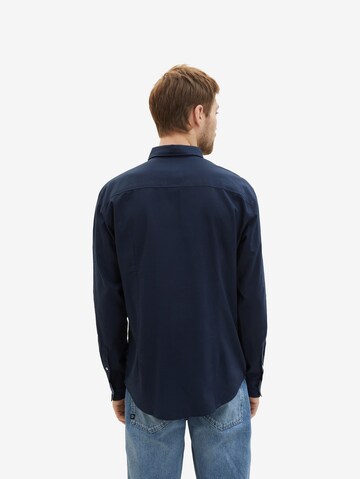 Coupe regular Chemise TOM TAILOR en bleu