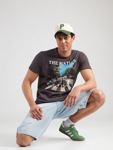 AMPLIFIED Koszulka 'THE BEATLES - ABBEY ROAD' w kolorze szary