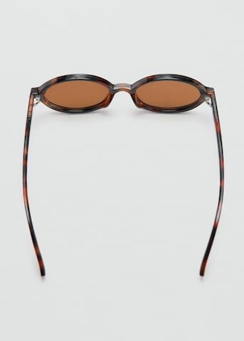 Occhiali da sole 'FEVER' di MANGO in marrone