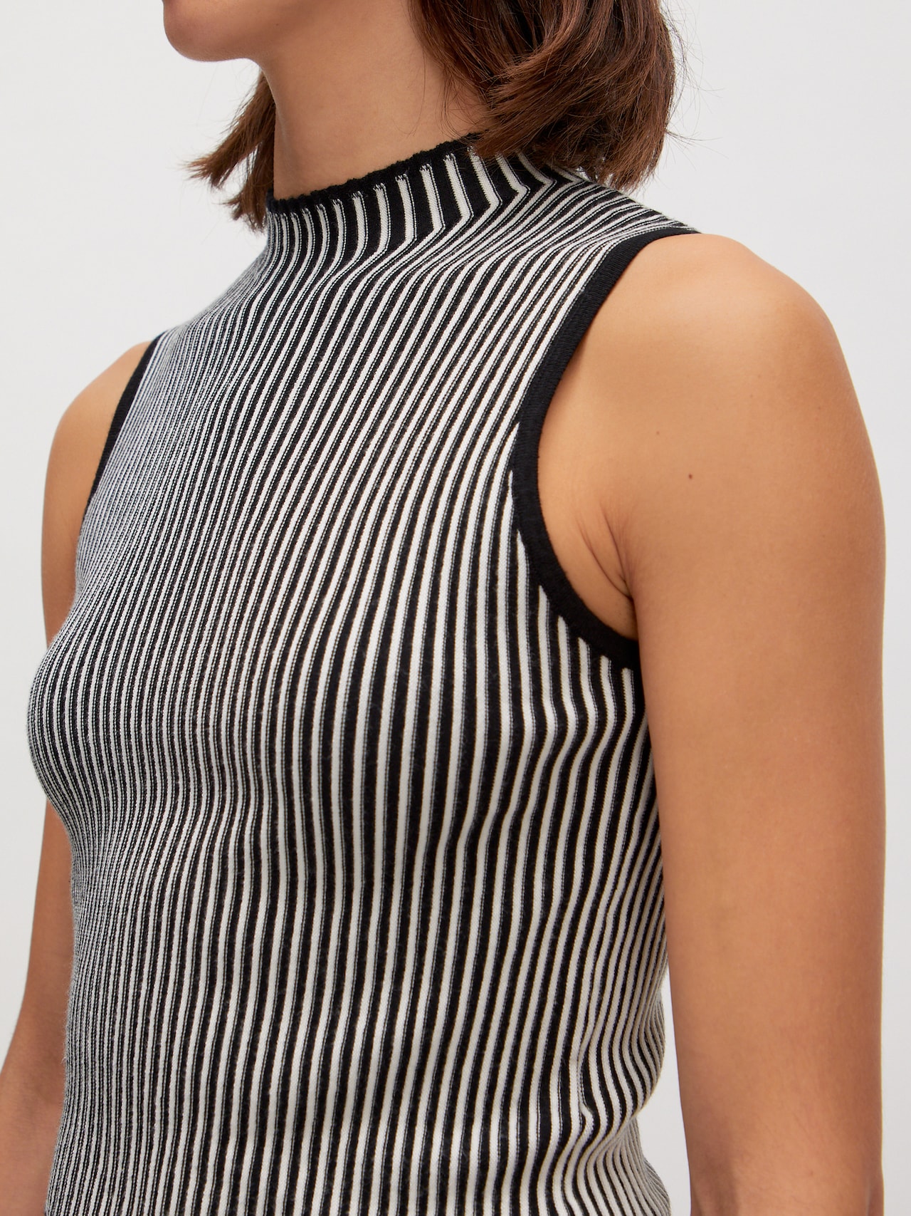 EDITED Neuheiten Strick Top 'Quirine' schwarz