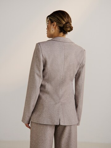 Guido Maria Kretschmer Women Blazer 'Amanda' in Beige
