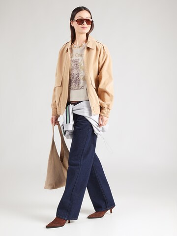 GUESS - Camiseta en gris