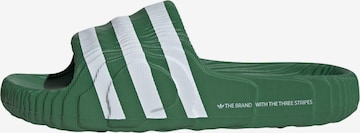 ADIDAS ORIGINALS - Zapatos abiertos 'Adilette 22' en verde: frente
