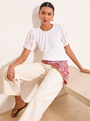 Lipsy Blouse in Wit