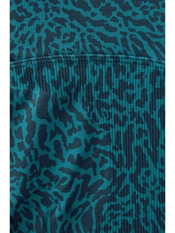 Fabletics Regular Shorts 'SEAMLESS SCRUNCH SHORT 4"` in Grün