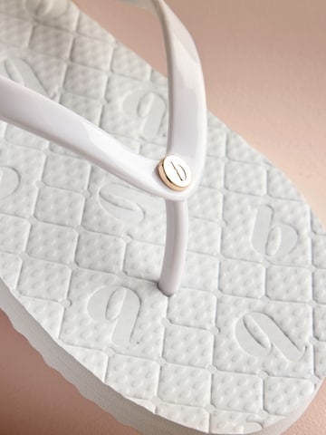 Infradito di B by Ted Baker in bianco