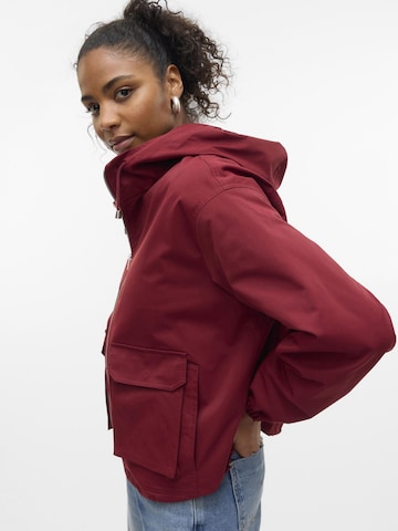 VERO MODA Between-season jacket 'ARYANN' in Red