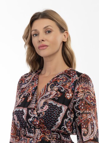 Usha - Vestido em preto
