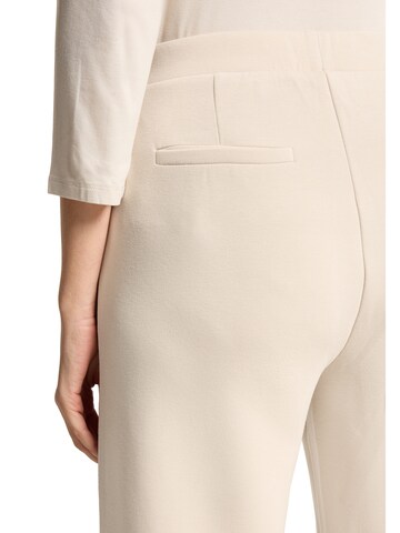 Betty Barclay Loose fit Trousers in Beige