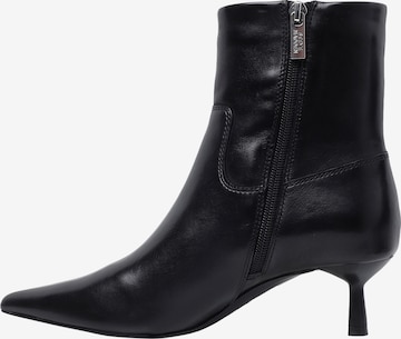 STEVE MADDEN Bootie 'Rebella-S' in Black: front