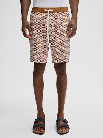 Regular Pantalon 'Hiro' STRELLSON en beige : devant