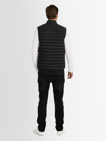 U.S. POLO ASSN. Vest in Black