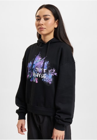Just Rhyse - Sweatshirt em preto: frente