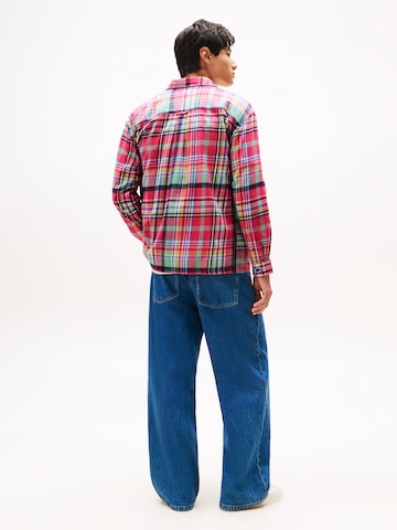 Regular fit Camicia di Tommy Jeans in rosa