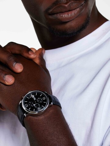 Montre à affichage analogique 'Statement' Lucardi en noir : devant