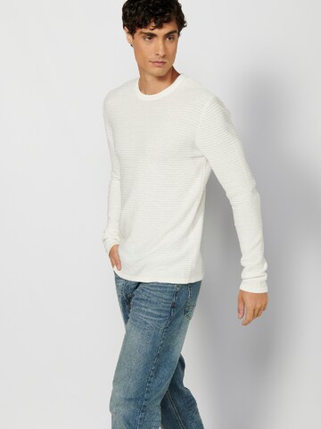 Pull-over KOROSHI en blanc