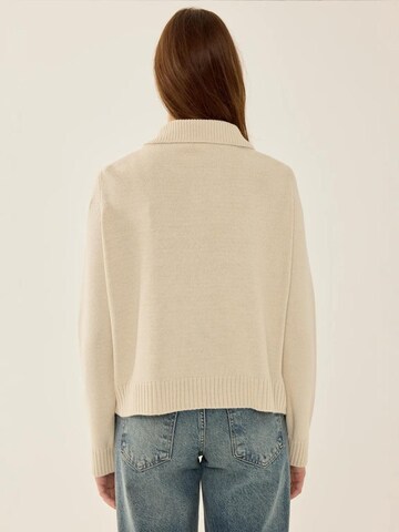 Pullover di Hiccup in beige