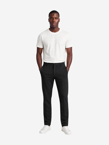 ARMANI EXCHANGE Regular Sportbroek 'XM001302 AF10818' in Zwart: voorkant