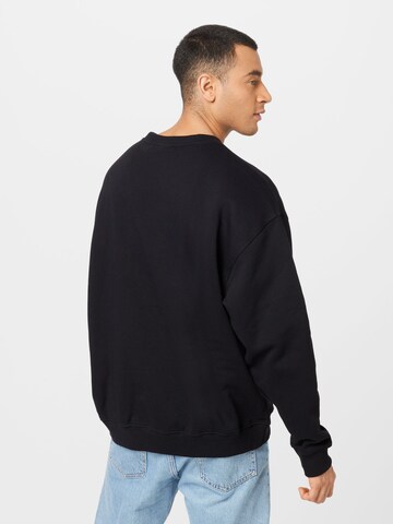 WEEKDAY Sweatshirt in Schwarz