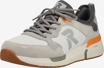 Baskets basses Rieker en blanc : devant