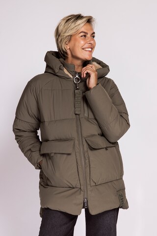 Zhrill Winter Jacket in Green: front