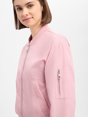 Marie Lund Between-season jacket in Pink