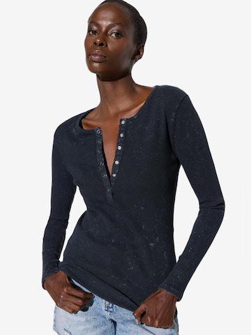 No Matter What Shirt in Grey: front