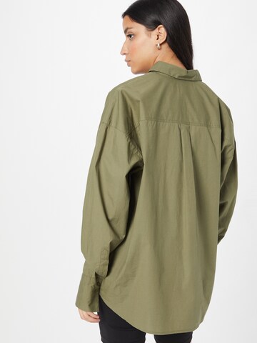 ABOUT YOU x INNA Blouse 'Dalia' in Groen