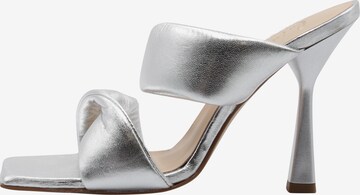 faina Mules in Silver: front