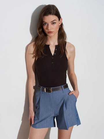 Dilvin Regular Pants 'Shorts' in Blue