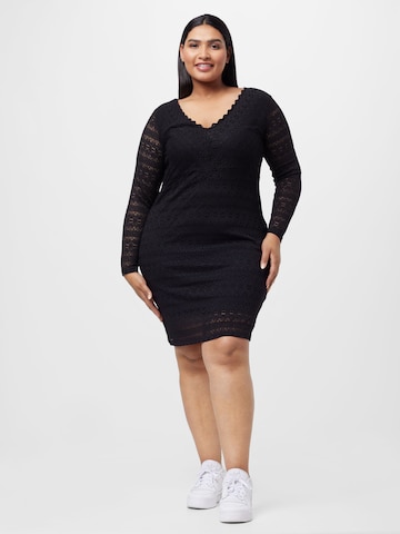 Robe de cocktail 'CHIKKA' Vila Curve en noir : devant