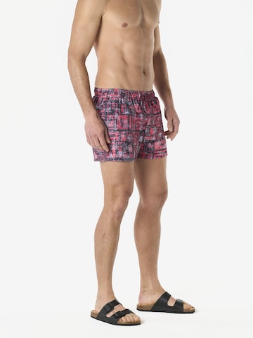 Shorts de bain KOROSHI en rose