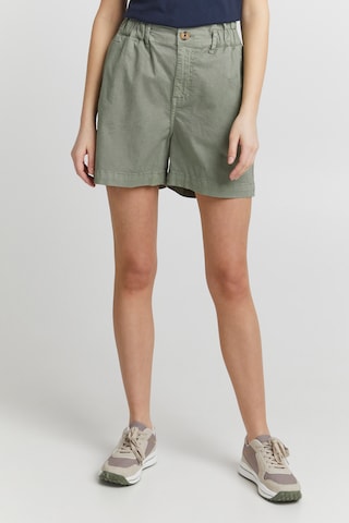 Oxmo Regular Pants 'Chai' in Green: front