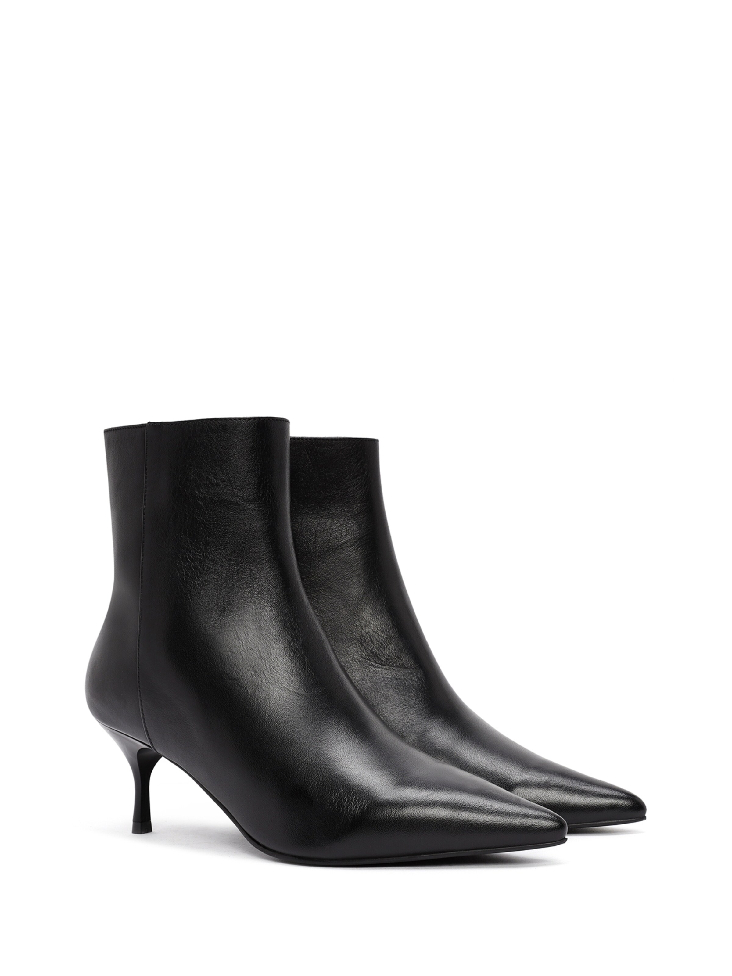 Derimod Stiefelette in Schwarz