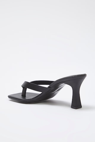 Trendyol - Sandalias de dedo en negro