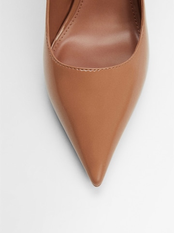 MANGO Pumps 'Regina1' in Braun