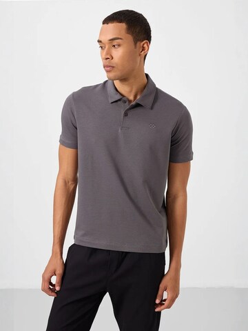 Tommy Life Shirt in Grey