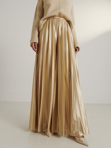 Guido Maria Kretschmer Women Wide Leg Hose 'Samantha' in Gold: Vorderseite