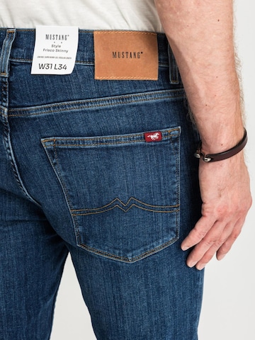 MUSTANG Skinny Farmer 'Mustang Frisco Skinny Denim Blue 1015049 5000 883' - kék